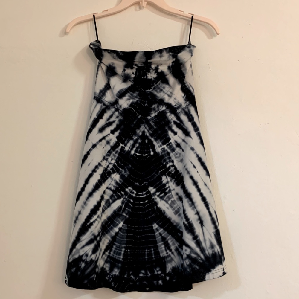 NWOT Express dark blue tie dye strapless dress